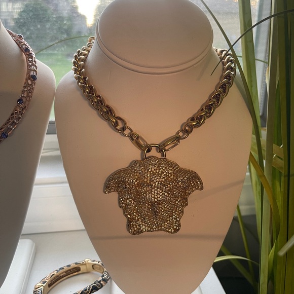 Versace Collection - Picture 12 of 15